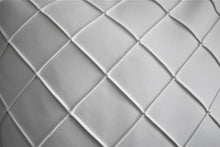 Load image into Gallery viewer, THE CHIC MINIMALIST LARGE SQUARE