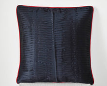 Load image into Gallery viewer, PLEAT IT ! BEAT IT ! MEDIUM