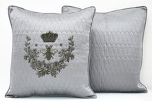 Load image into Gallery viewer, QUEEN BEE DUO