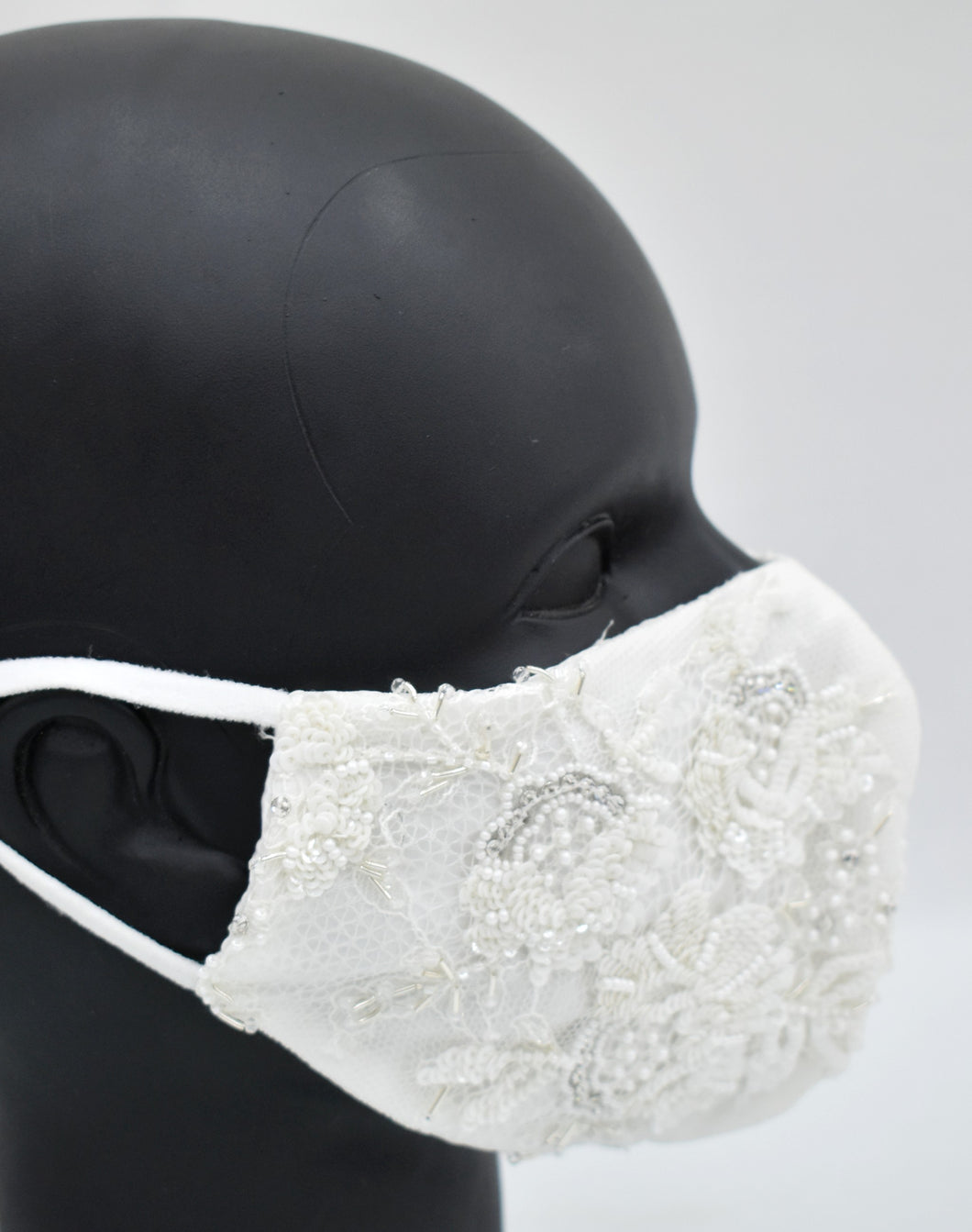 LACE FACE WHITE