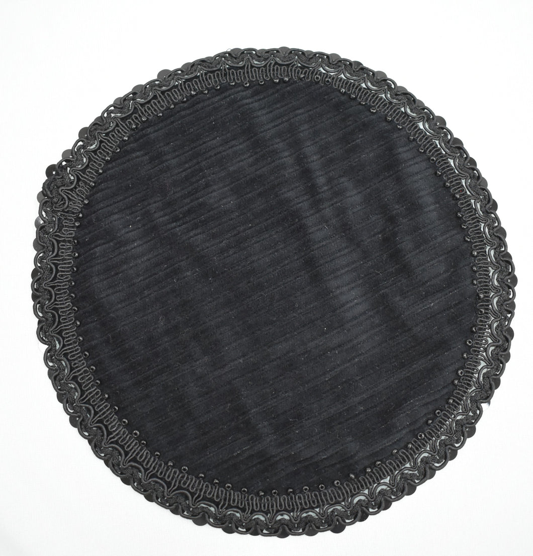 BLACK ROUND MAT